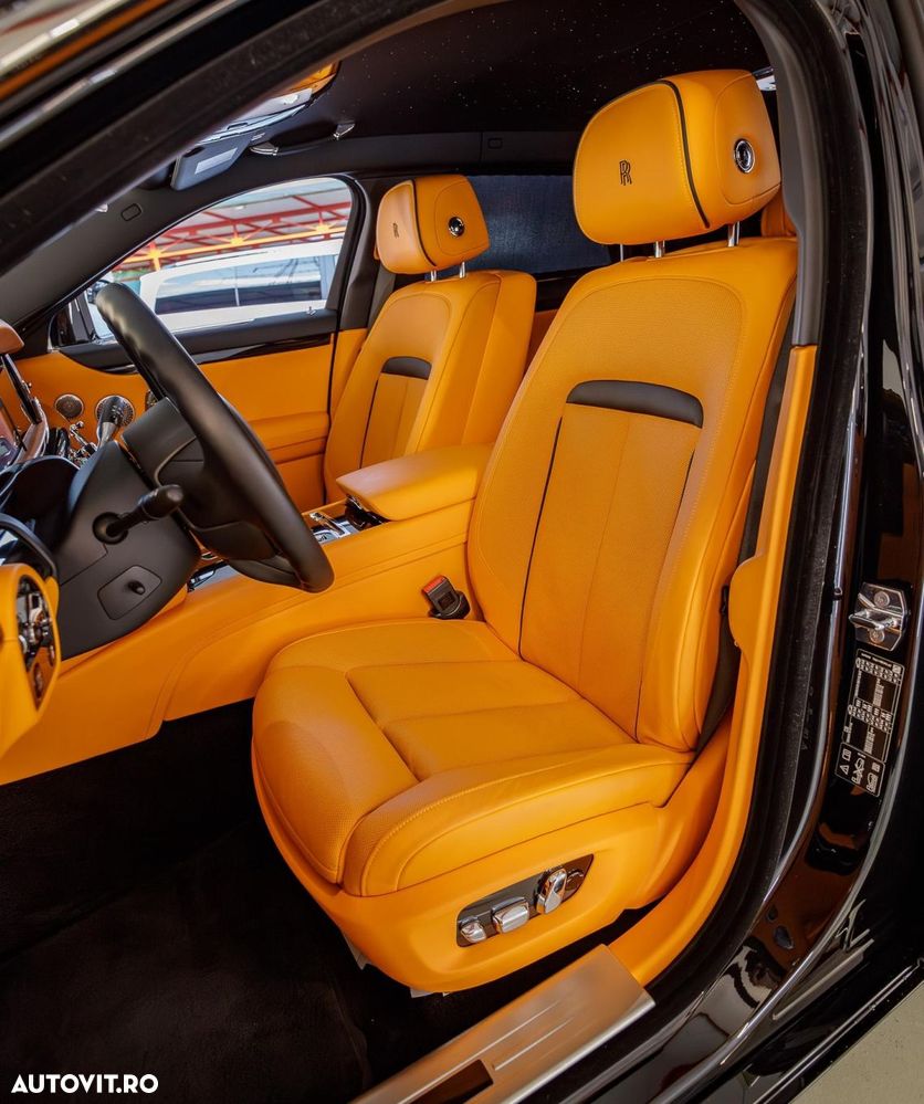Rolls-Royce Ghost - 12