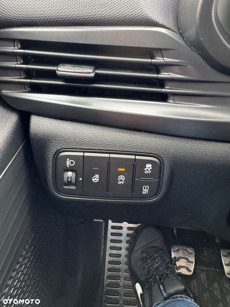 Hyundai Bayon 1.0 T-GDI Executive - 19