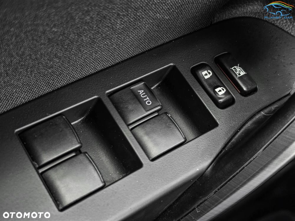 Toyota Auris - 29
