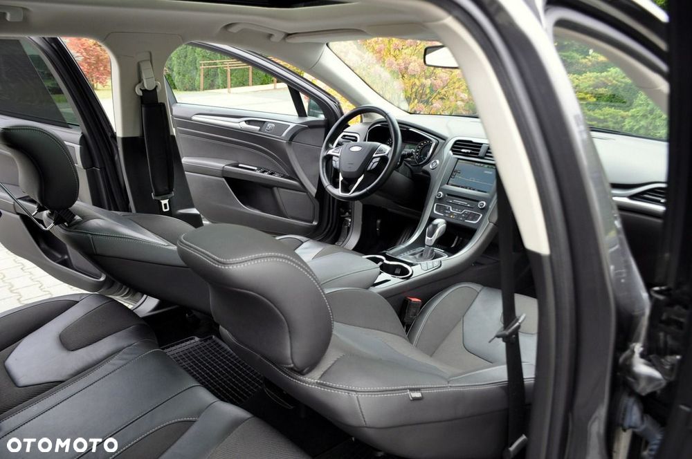 Ford Mondeo - 25