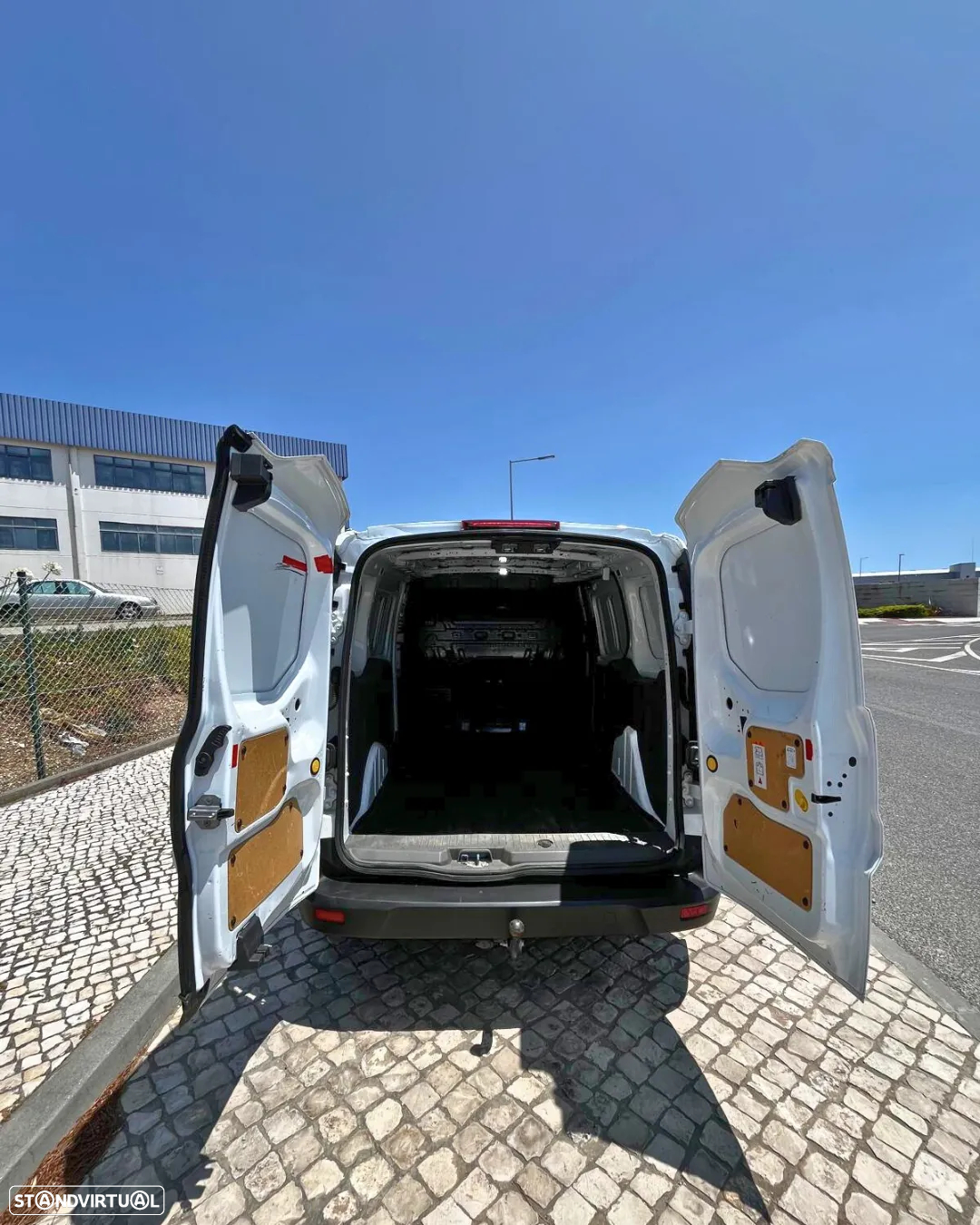 Ford TRANSIT CONNECT 1.5 EcoBlue L2 Trend - 31