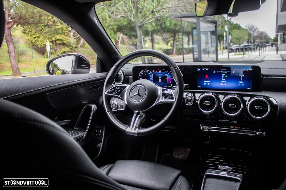 Mercedes-Benz CLA 180 d Shooting Brake Progressive Aut. - 30