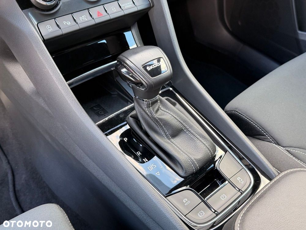 Skoda Karoq 1.5 TSI ACT Sportline DSG - 23