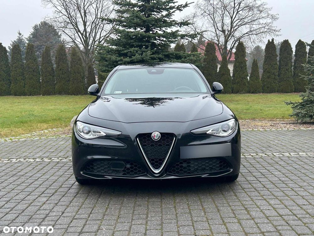 Alfa Romeo Giulia - 7