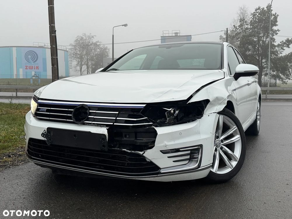 Volkswagen Passat - 8