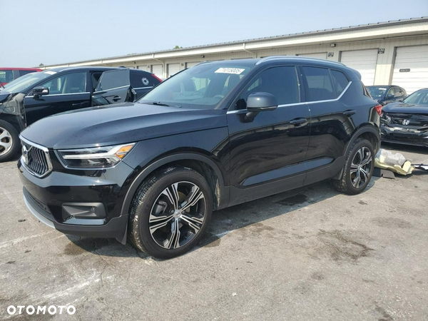 Volvo XC 40