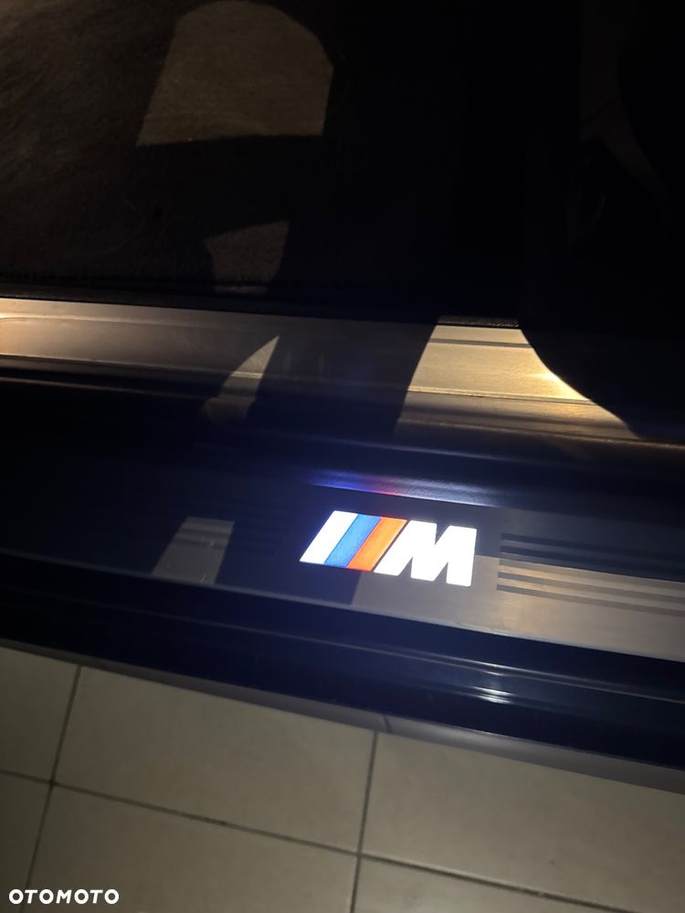 BMW Seria 7 - 24
