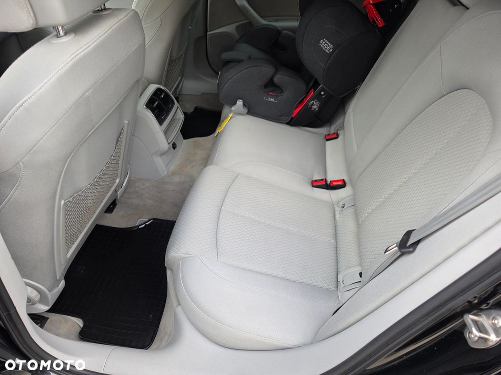Audi A6 Avant 2.0 TDI Multitronic - 16