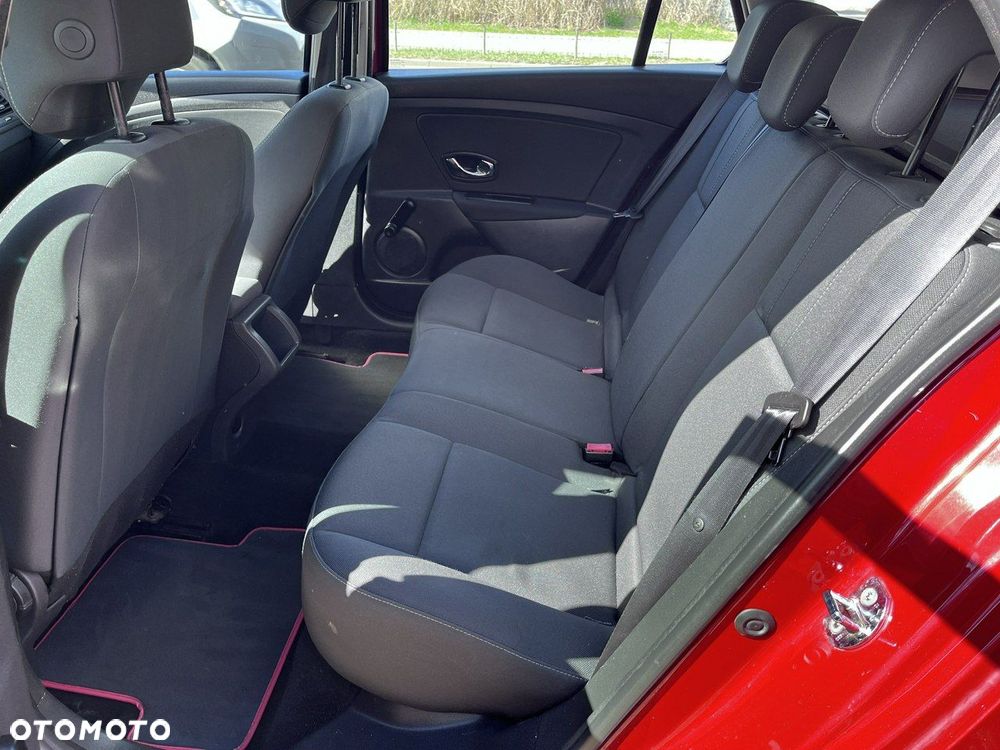 Renault Megane - 24