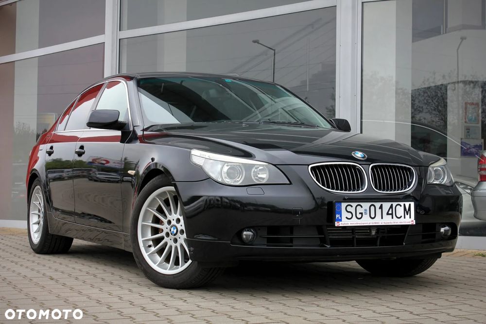 BMW Seria 5 525i - 4