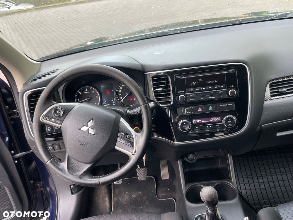 Mitsubishi Outlander - 7