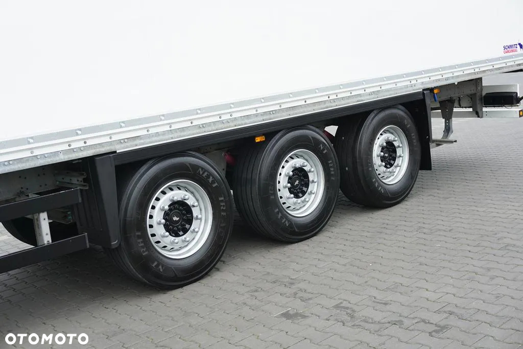 Schmitz Cargobull IZOTERMA / DOPPELSTOCK / ROLETA / OŚ PODNOSZONA - 9