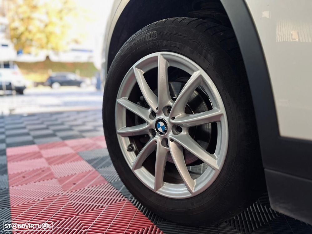 BMW X1 16 d sDrive Advantage - 17