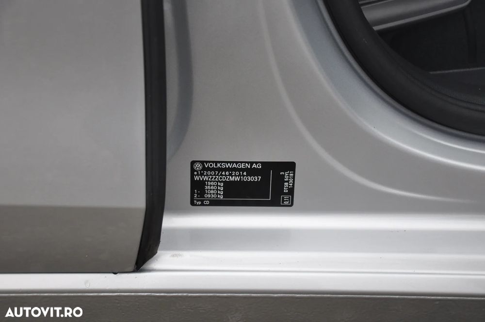 Volkswagen Golf 2.0 TDI DSG Style - 25