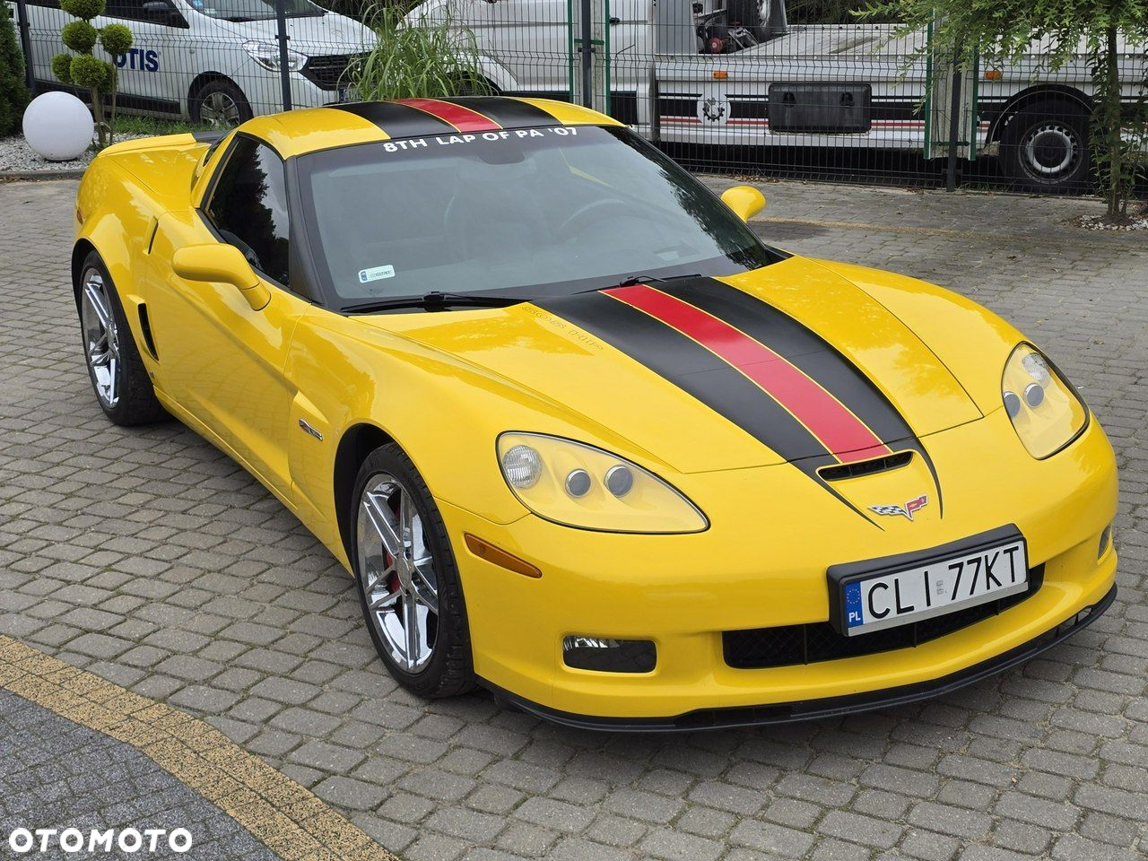 Chevrolet Corvette - 2