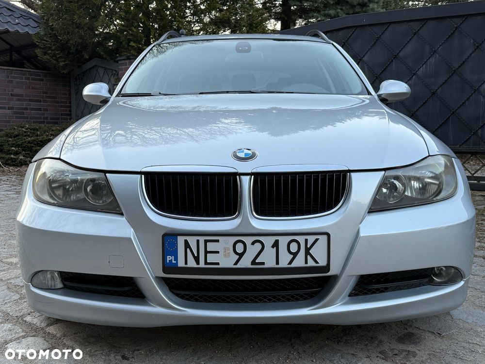 BMW Seria 3 318d DPF Edition Sport - 11