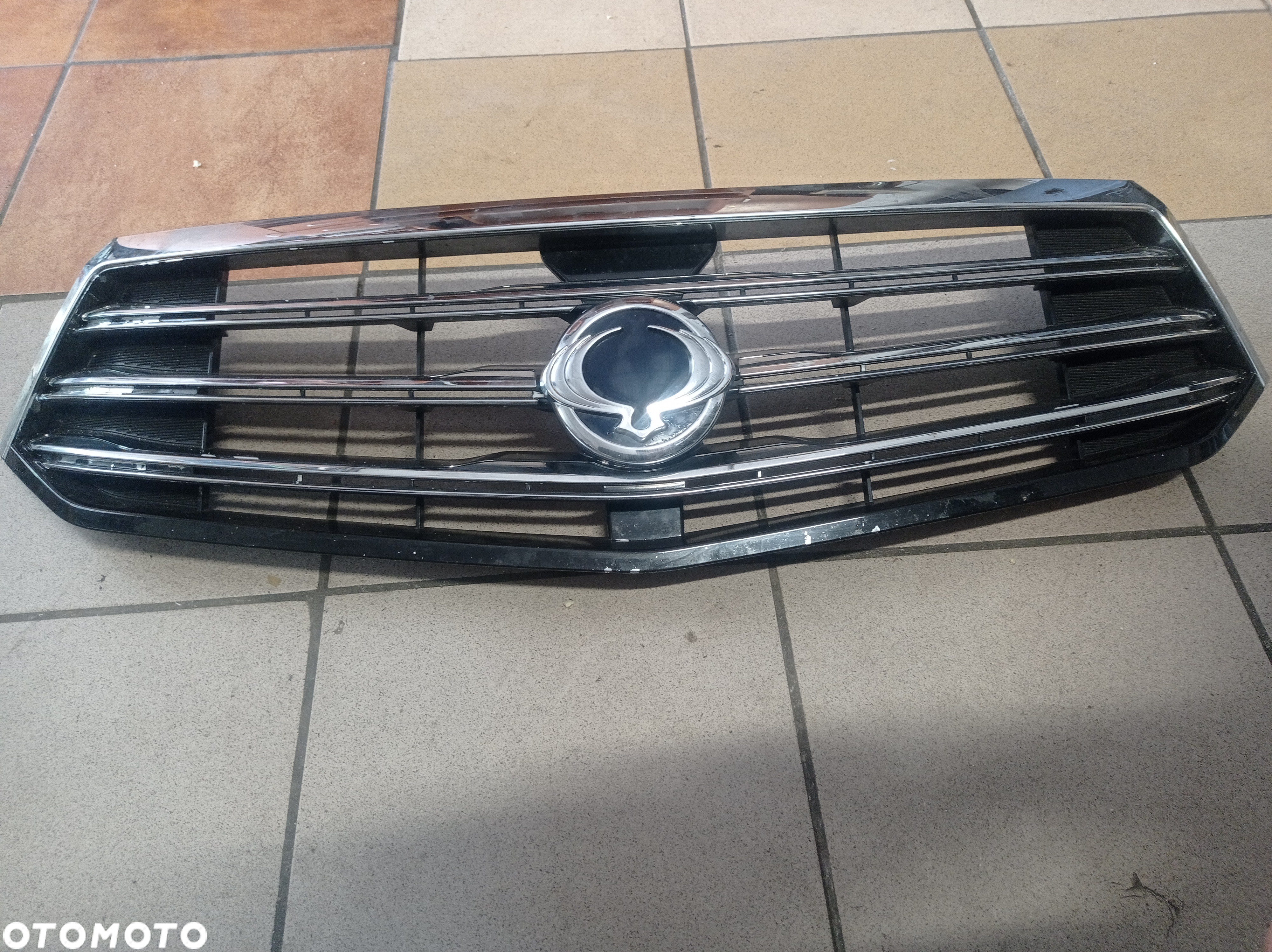 SSANGYONG KORANDO 2013- GRILL ATRAPA PRZÓD 79411-21600 - 5