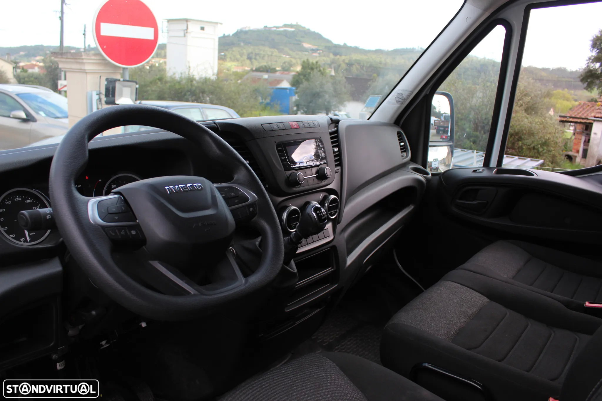 Iveco Daily 35-140 // 12M3 - 10