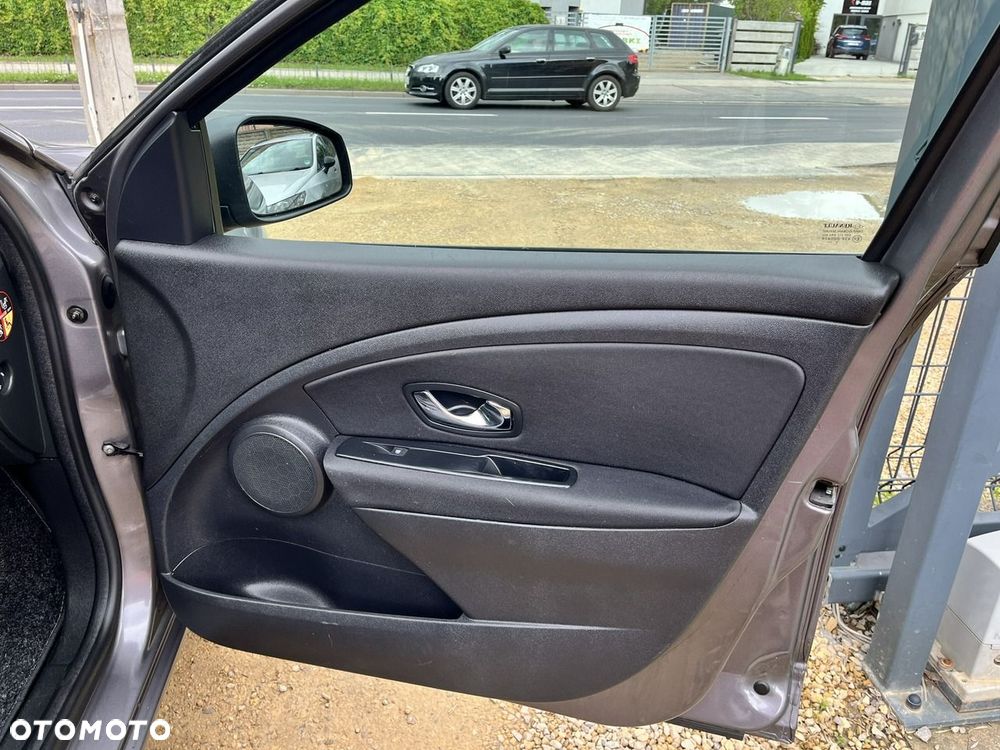 Renault Megane 1.6 16V Life - 17