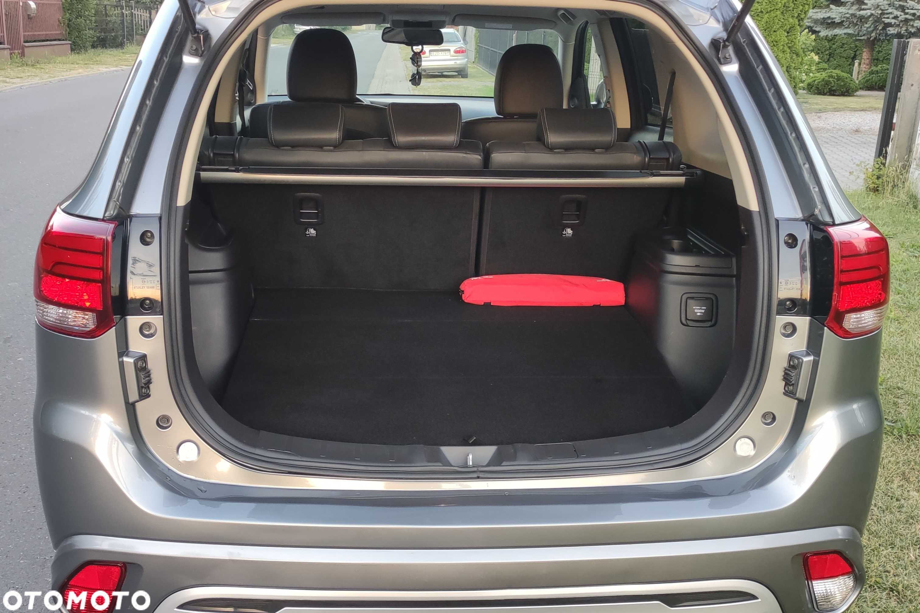 Mitsubishi Outlander 2.4 4WD Plug-In Hybrid Diamant - 16