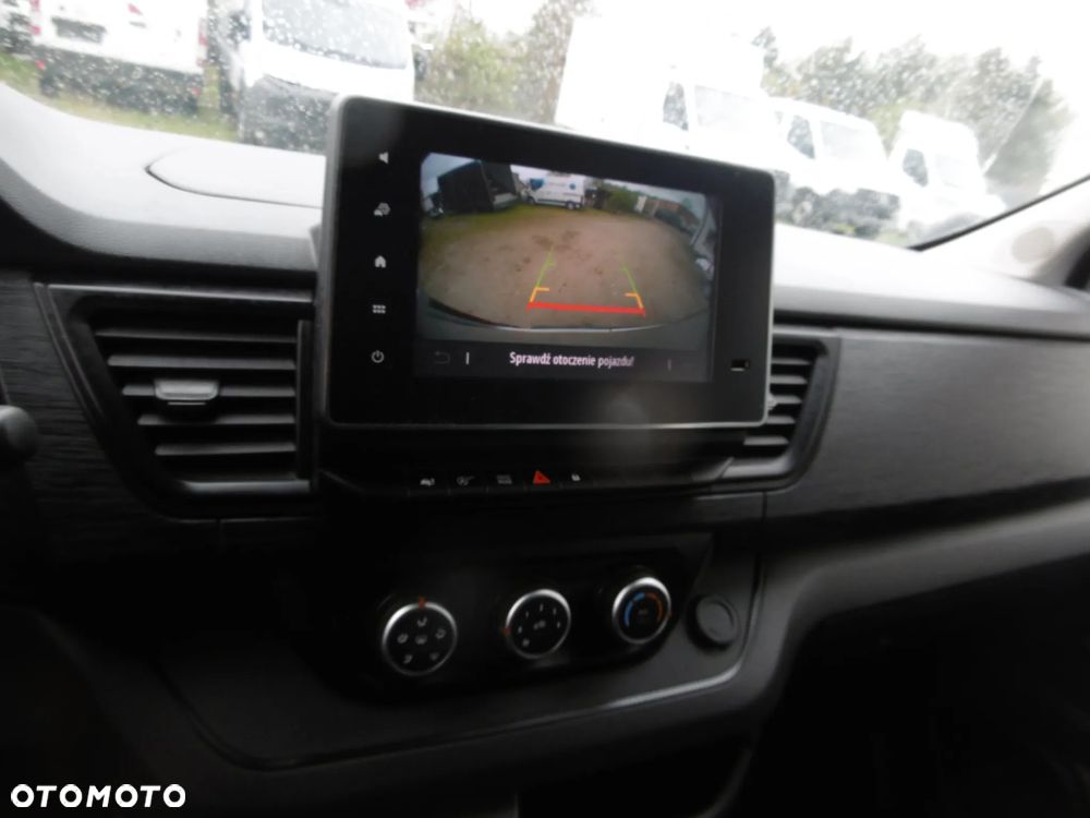Renault Trafic - 7