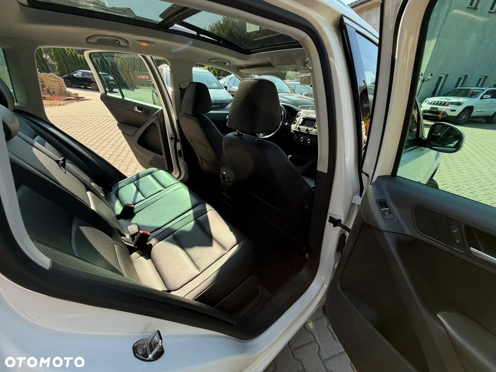 Volkswagen Tiguan 2.0 TSI 4Motion DSG Sport & Style - 33