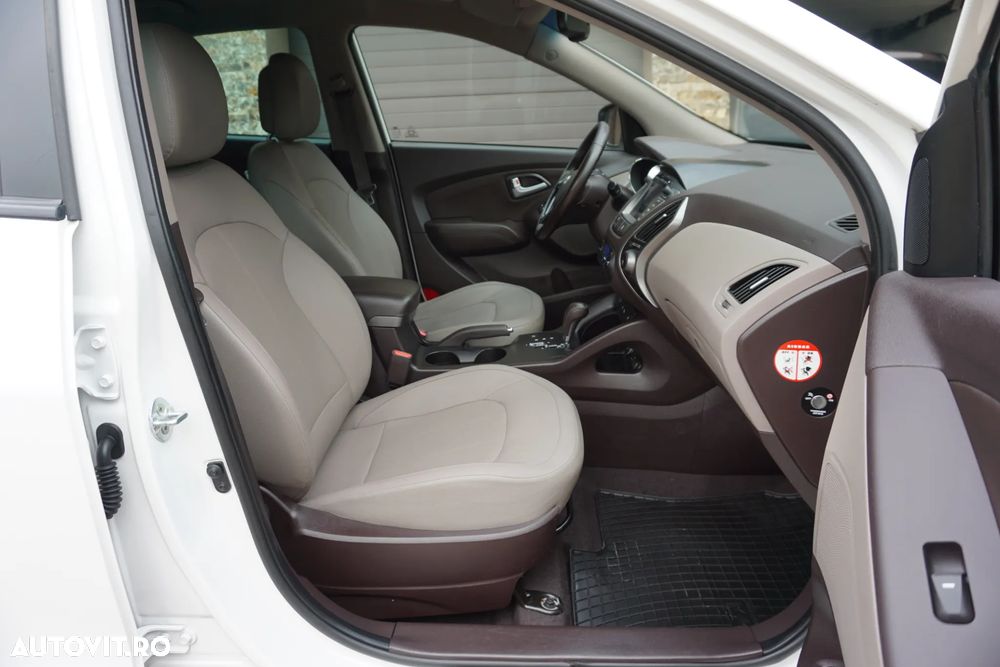 Hyundai ix35 2.0 CRDI 4WD Automatik Style - 16