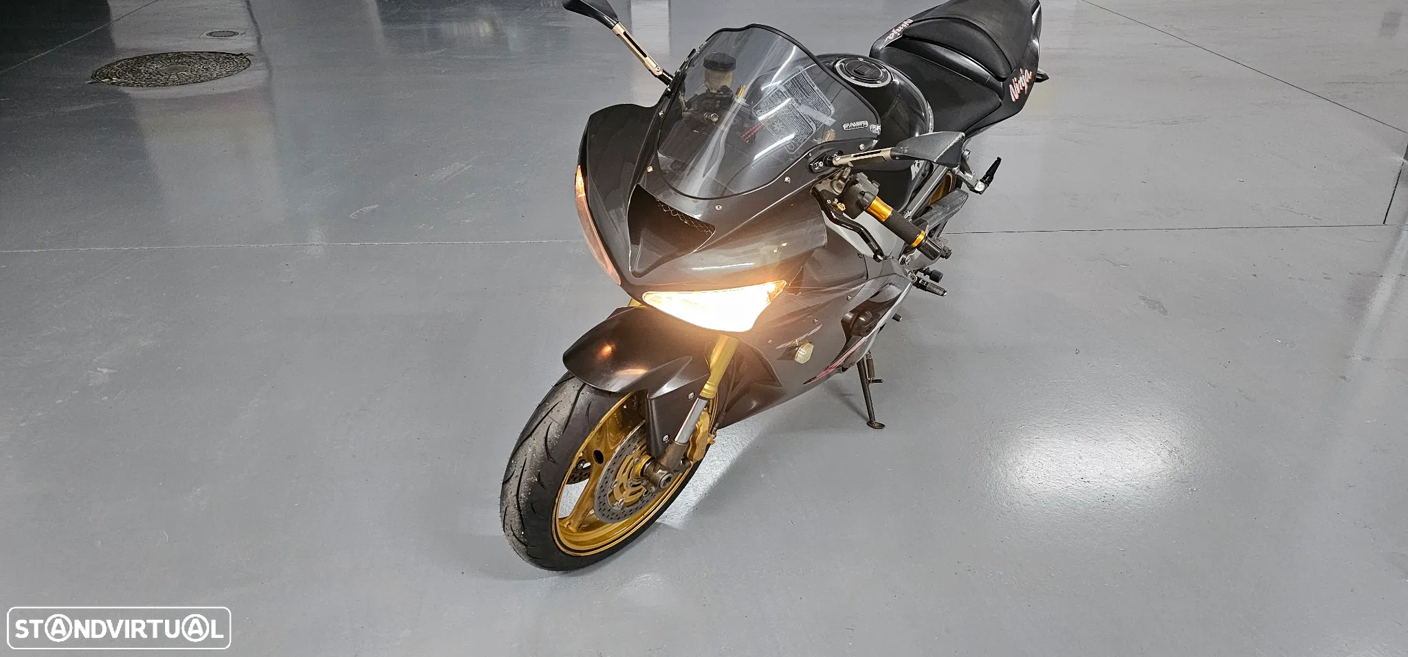 Kawasaki ZXR 636 Ninja - 8