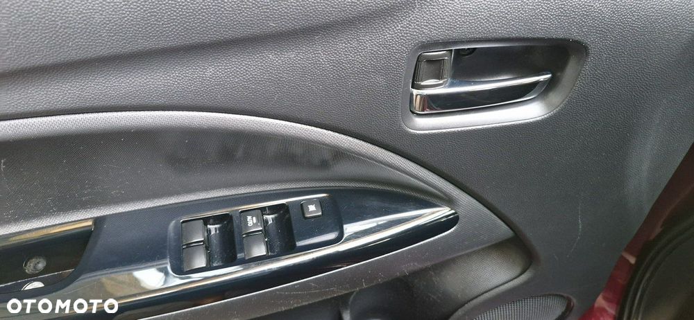 Mitsubishi Space Star - 15