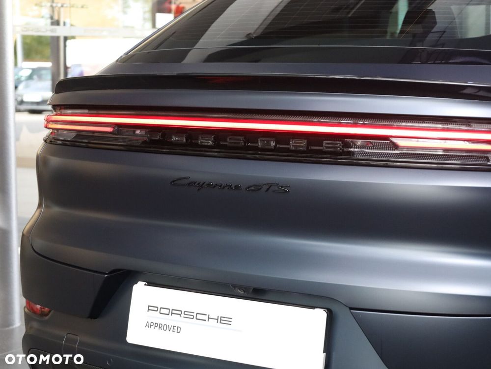Porsche Cayenne - 27