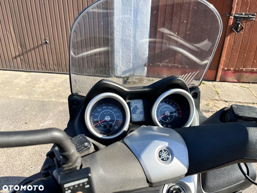 Yamaha X-max - 8