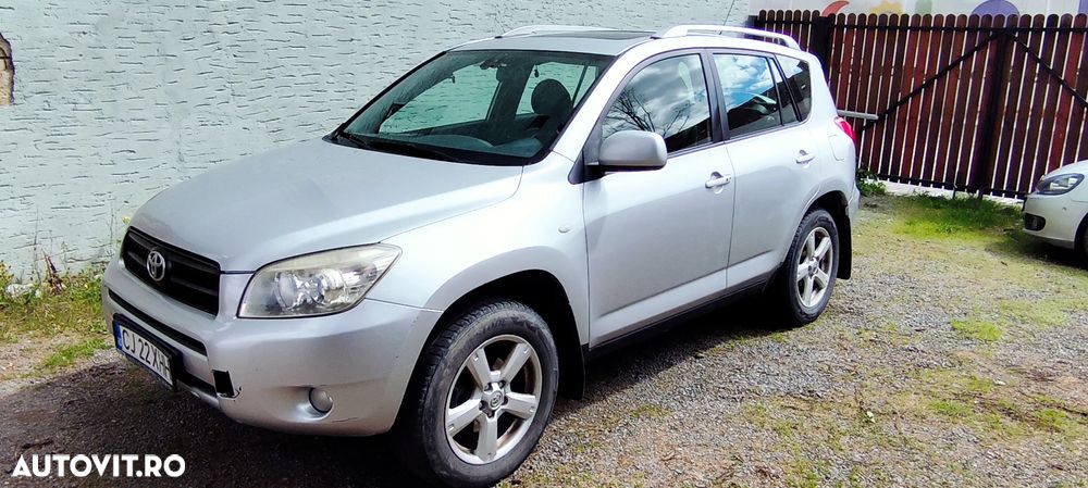 Toyota RAV4 2.0 Confort - 2