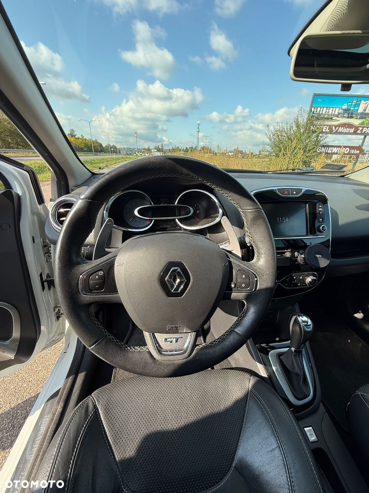 Renault Clio - 24