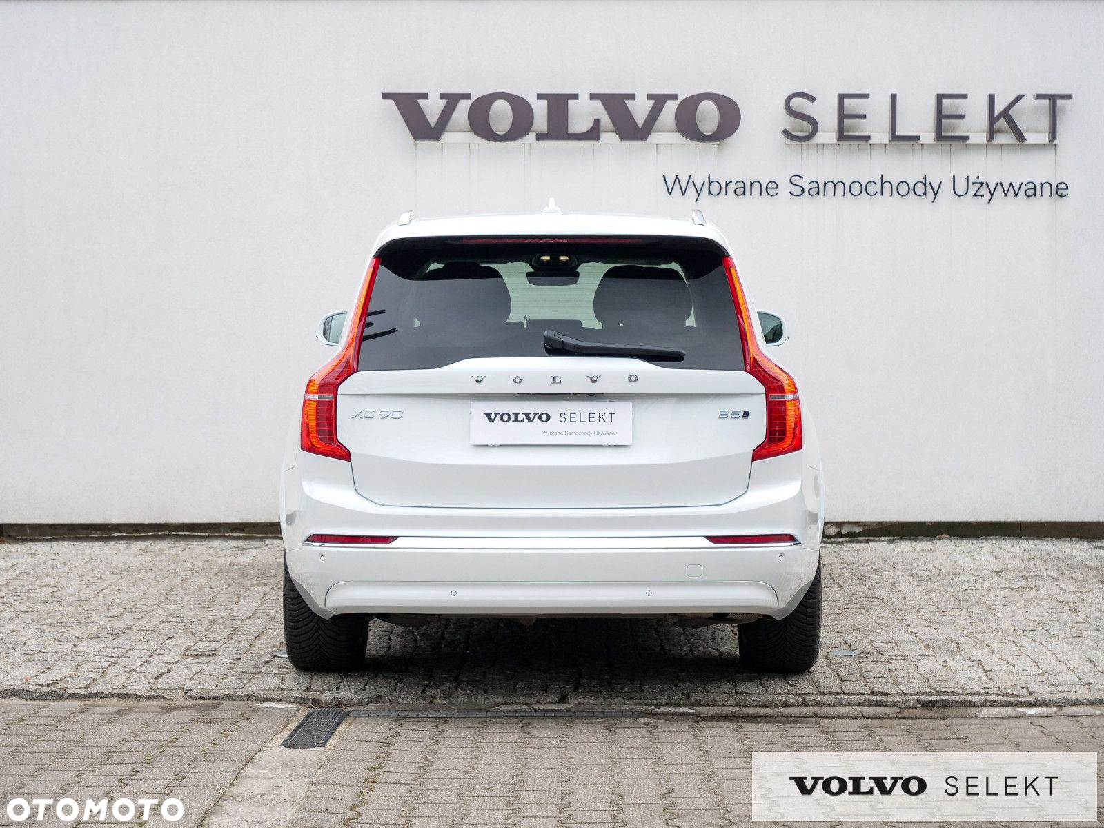Volvo XC 90 - 9