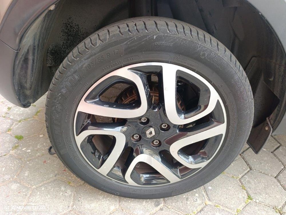 Renault Captur 0.9 TCE Exclusive - 6
