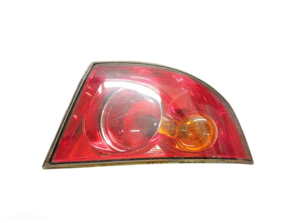LAMPA PRAWA TYLNA SEAT IBIZA 6L - 1