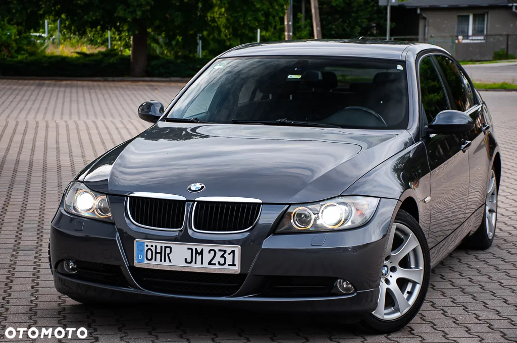 BMW Seria 3 320i - 22