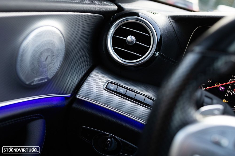 Mercedes-Benz E 300 de AMG Line - 33