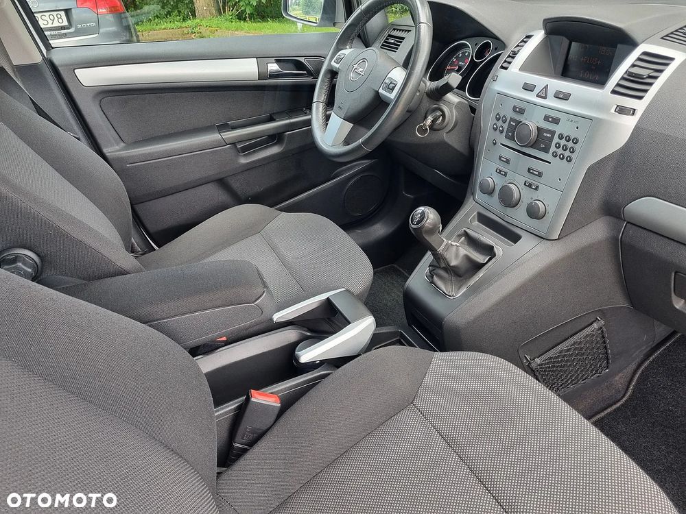 Opel Zafira 1.6 Essentia - 13