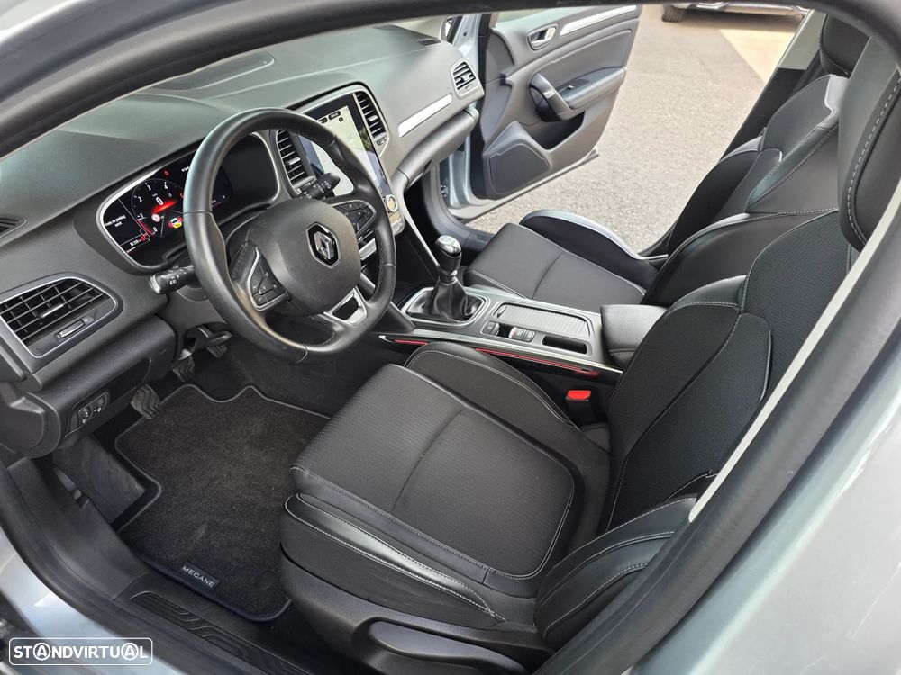 Renault Mégane BLUE dCi 115 INTENS - 18