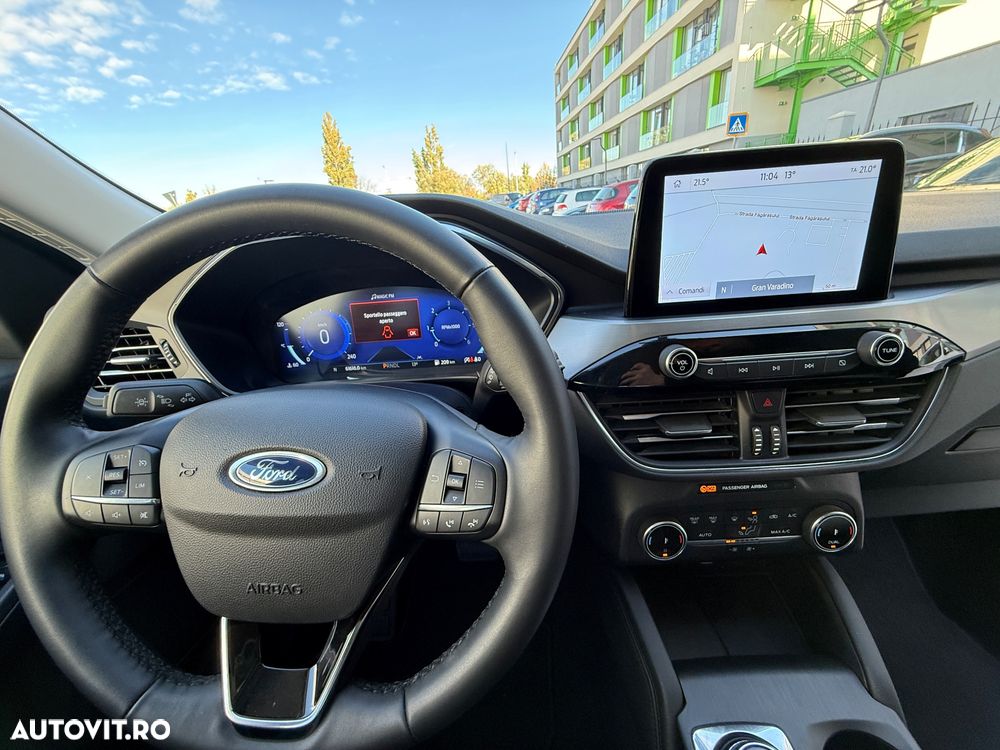 Ford Kuga 2.0 TDCi 2x4 Aut. Cool & Connect - 20