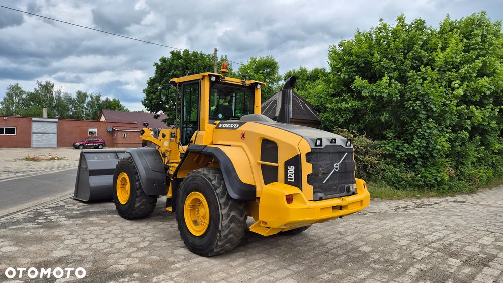 Volvo L 120 G - 5