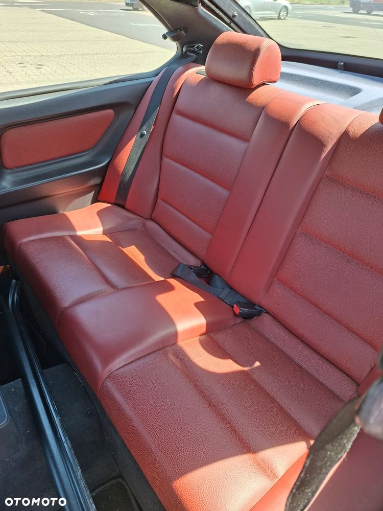 BMW Seria 3 316i - 7
