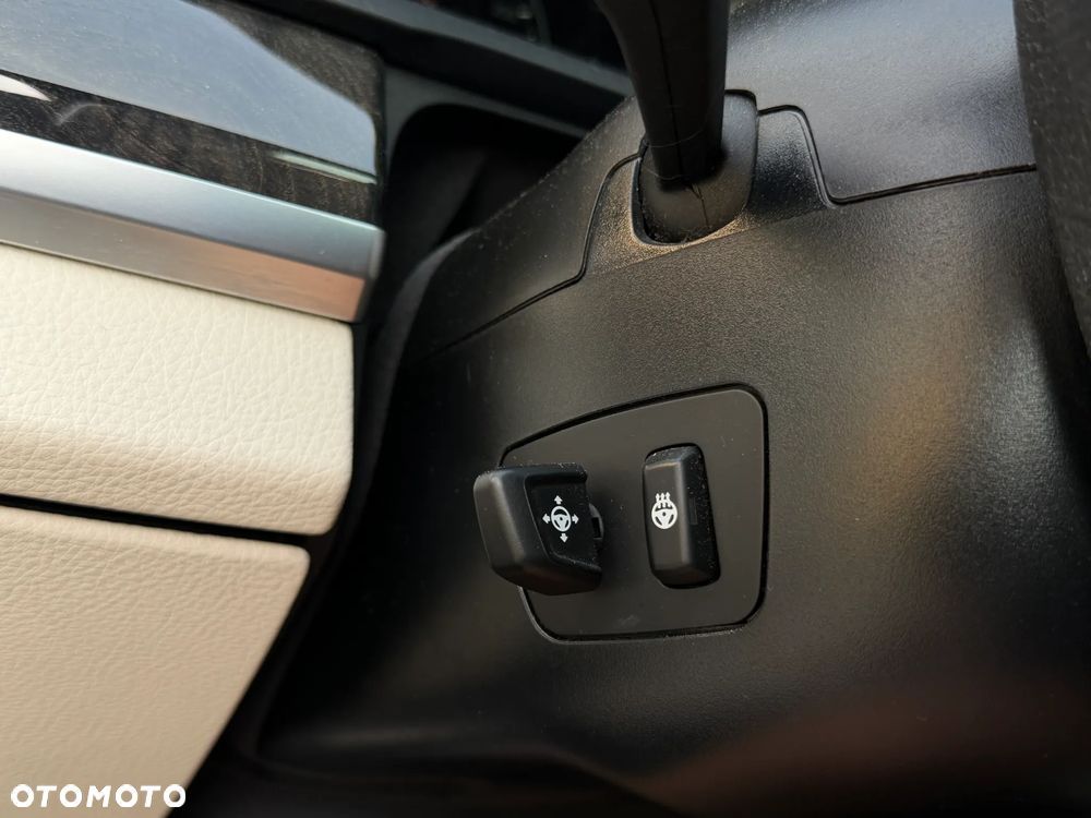 BMW Seria 7 730d xDrive - 36
