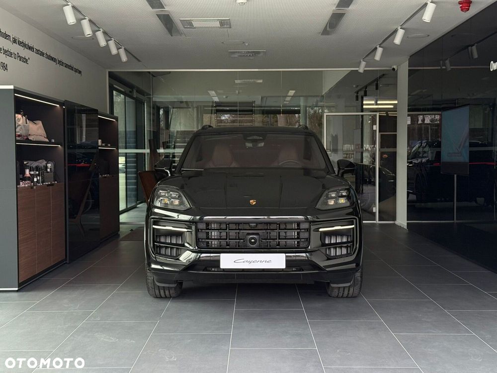 Porsche Cayenne - 2