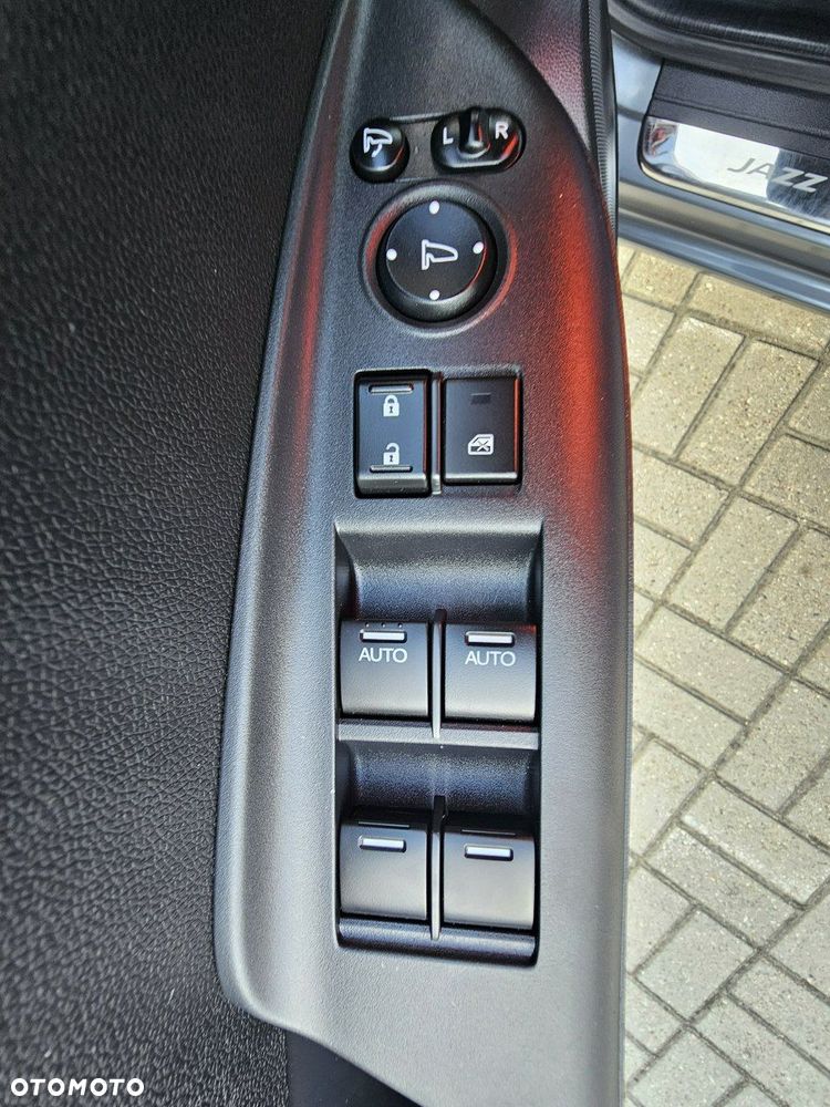 Honda Jazz 1.3 i-VTEC CVT Elegance - 30