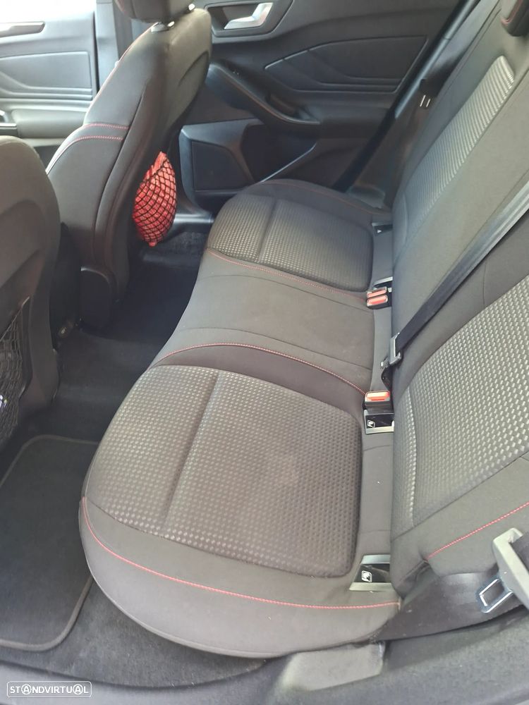 Ford Focus 1.0 EcoBoost ST-Line - 7