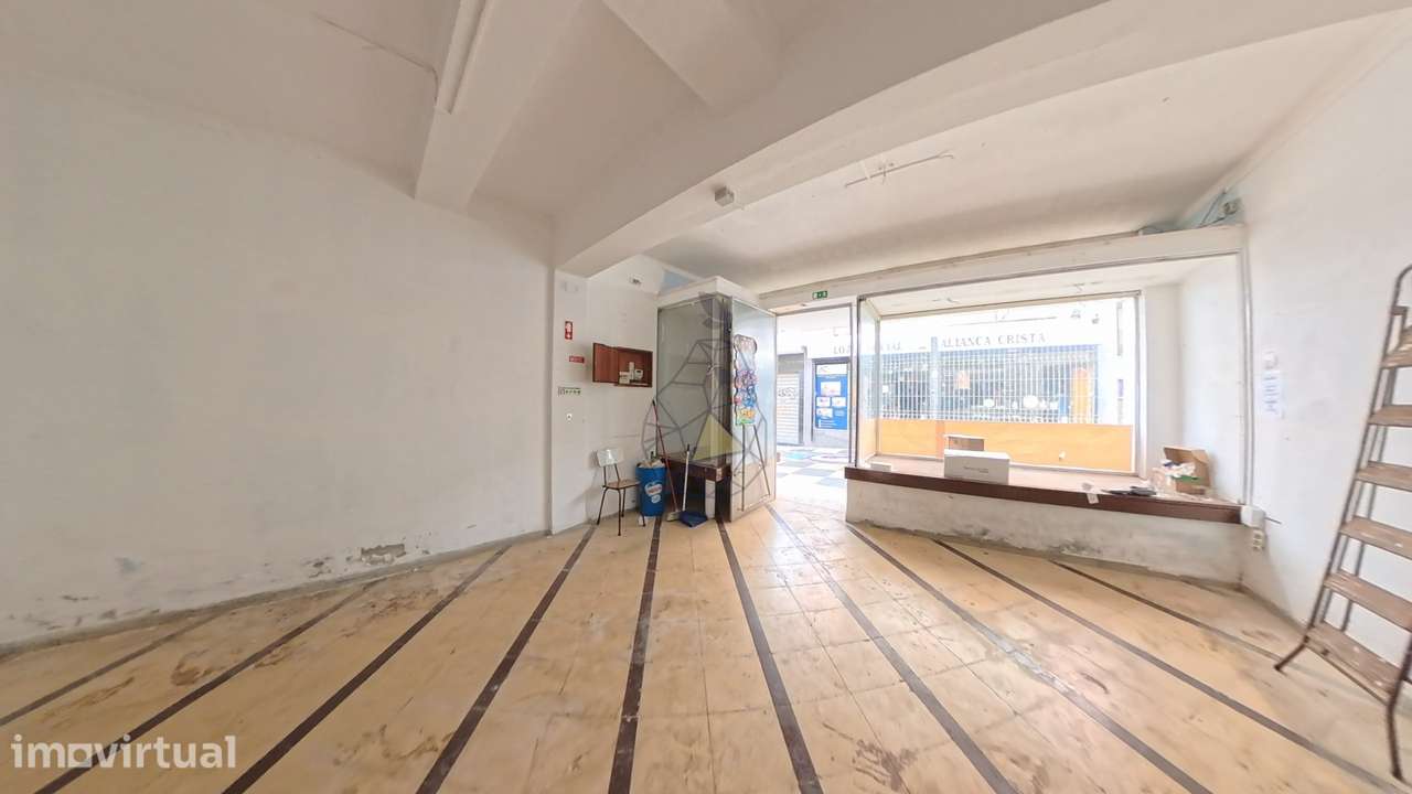 Loja para Arrendamento no Centro de Portimão - Grande imagem: 3/14
