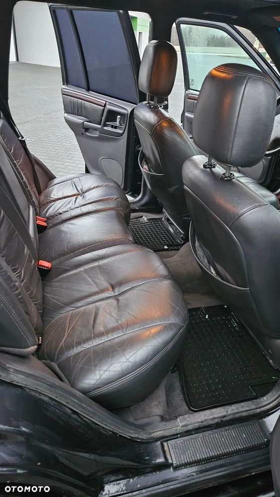 Jeep Grand Cherokee - 9