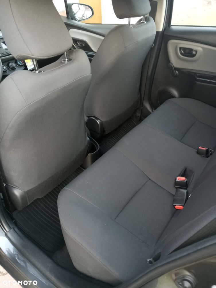 Toyota Yaris 1.5 Life - 9
